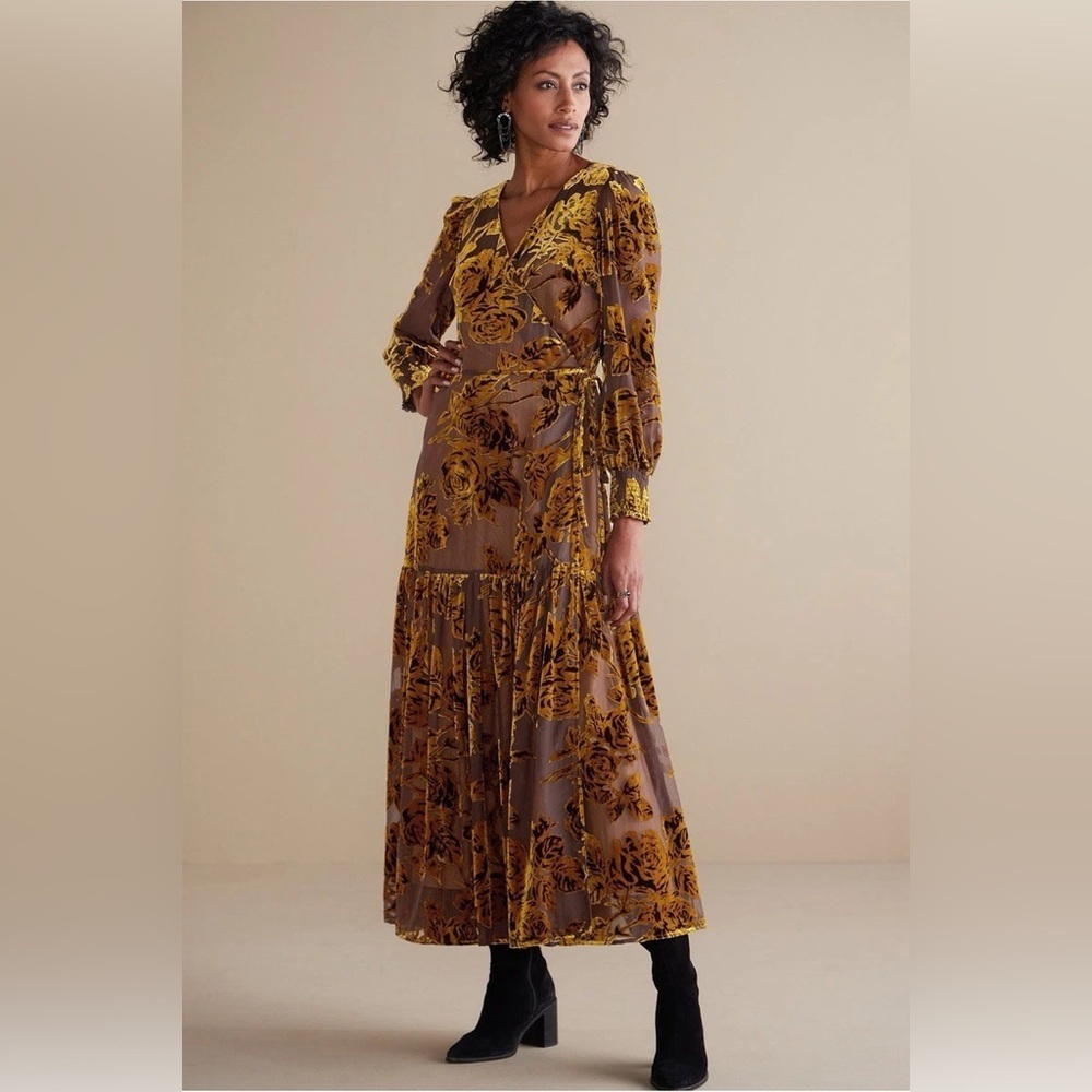 Soft Surroundings Floral Velvet Wrap Maxi Dress Size Small NWT